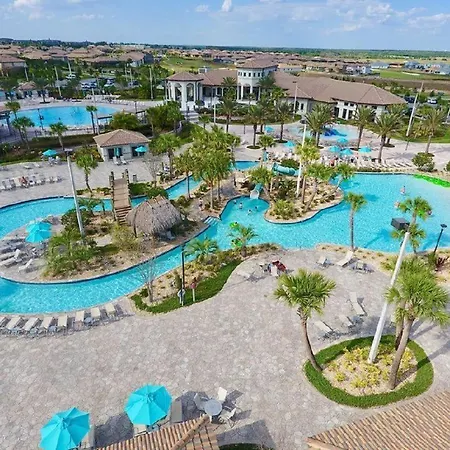 Luxury 6 Bedroom 5 Bath Pool Home 203